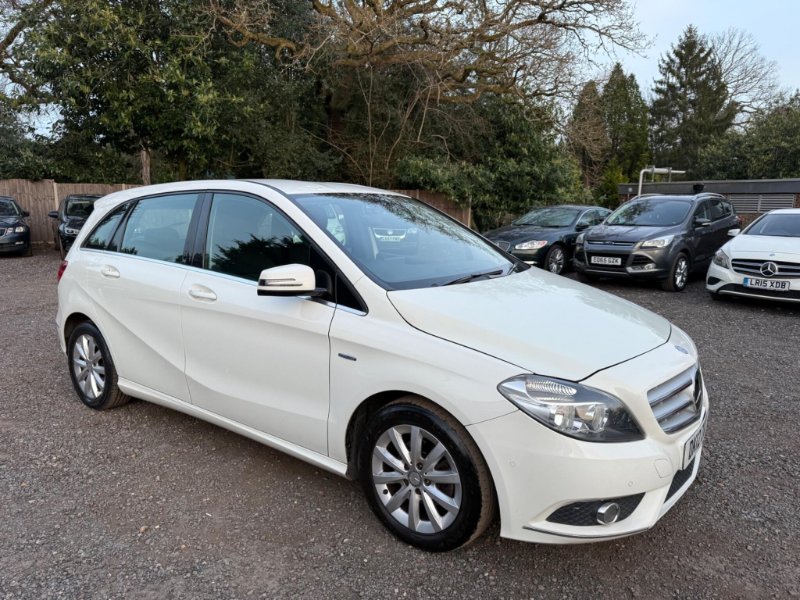 2012 B CLASS 1.8 B180 CDI BLUEEFFICIENCY SE EURO 5 S S 5DR 22 2,950... photo